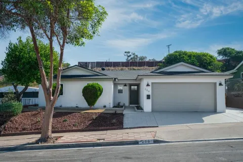 209 Meadowbrook Dr