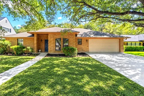 3213 Pecan Valley Drive