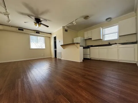 1509 Shoal Creek #A1