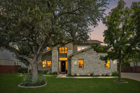 2802 Grand Oaks Loop