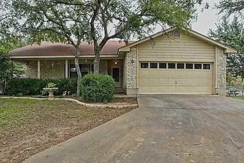 101 Horseshoe Trail