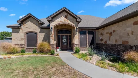 812 Eagle Crest Cove