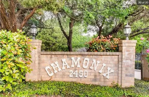 2450 Wickersham Lane #1402