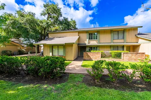 9604 Blue Creek Lane