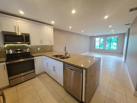11441 NW 39 COURT #320-3