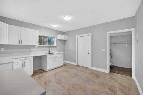 2731 NW 6TH COURT