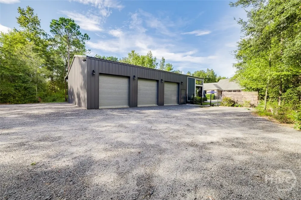 101 Black Oak Lane Pembroke, GA 31321