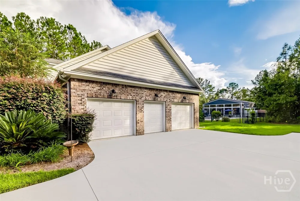 101 Black Oak Lane Pembroke, GA 31321
