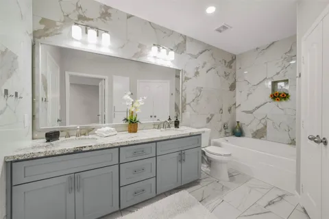 1711 Old Spanish Trail #429
