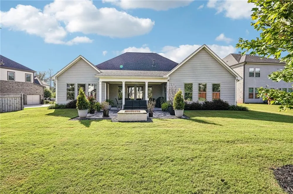563 Claremorris Trace Powder Springs, GA 30127