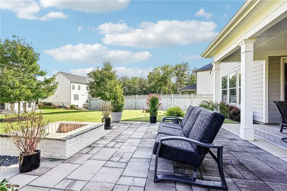 563 Claremorris Trace Powder Springs, GA 30127