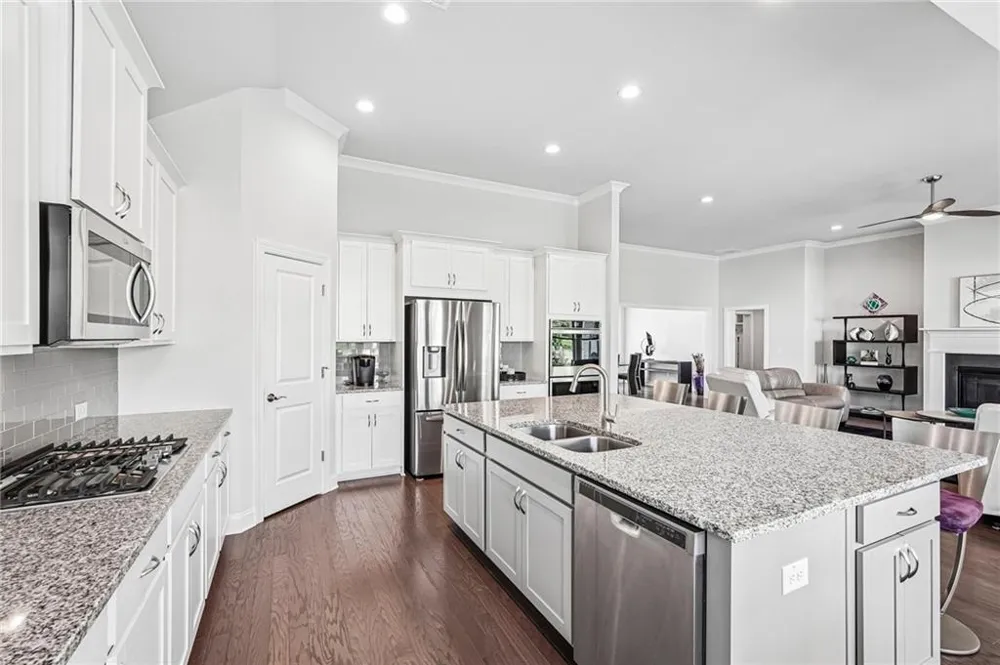 563 Claremorris Trace Powder Springs, GA 30127