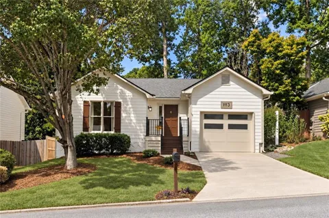 1113 Capital Club Circle NE
