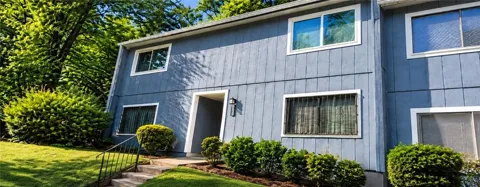 961 Pine Hollow Road