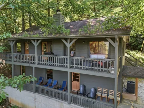 445 Orchid Trail
