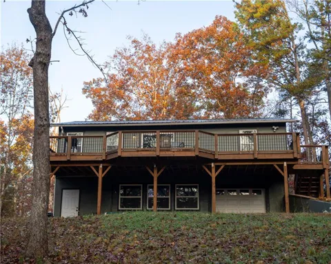 444 Emperor Drive