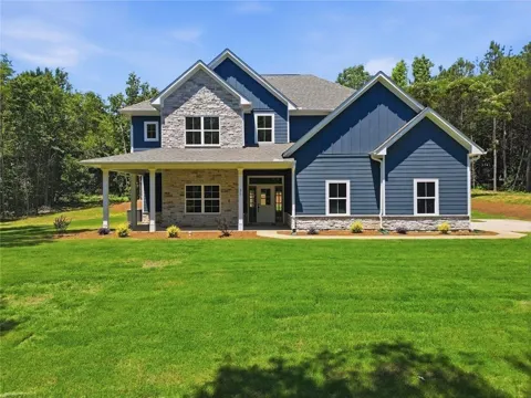 43 Kirk Road NW