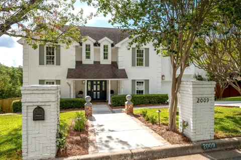 2009 Port Royal Drive