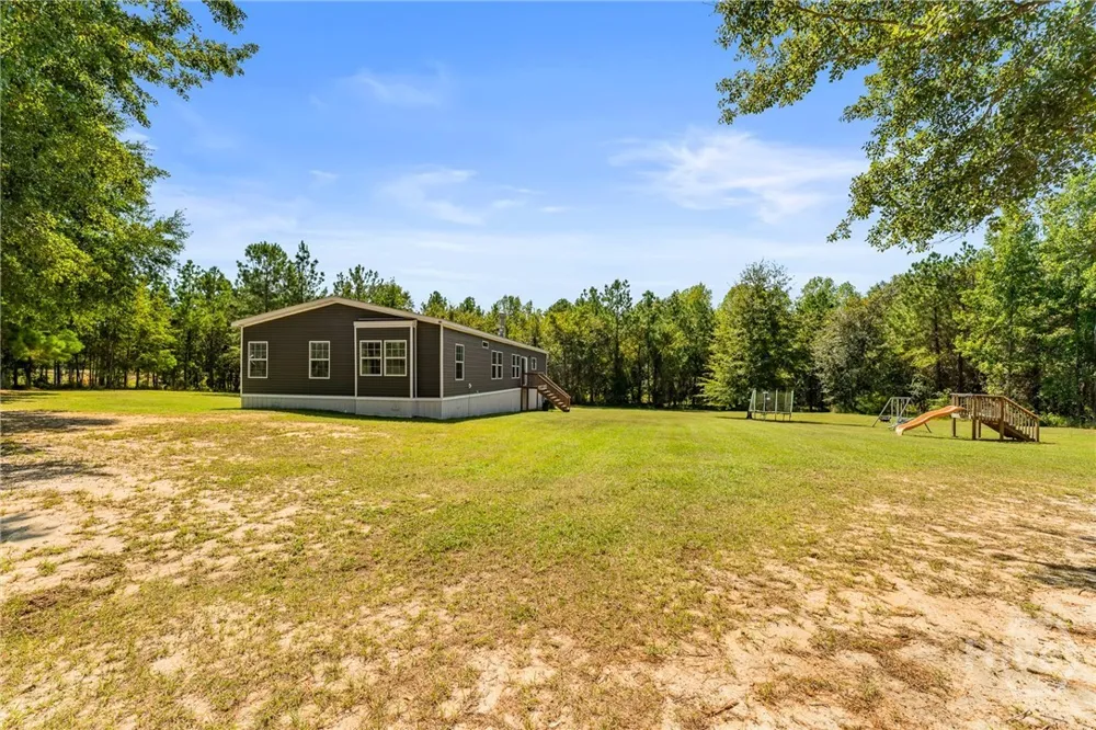 4179 Nevils Groveland Road Pembroke, GA 31321