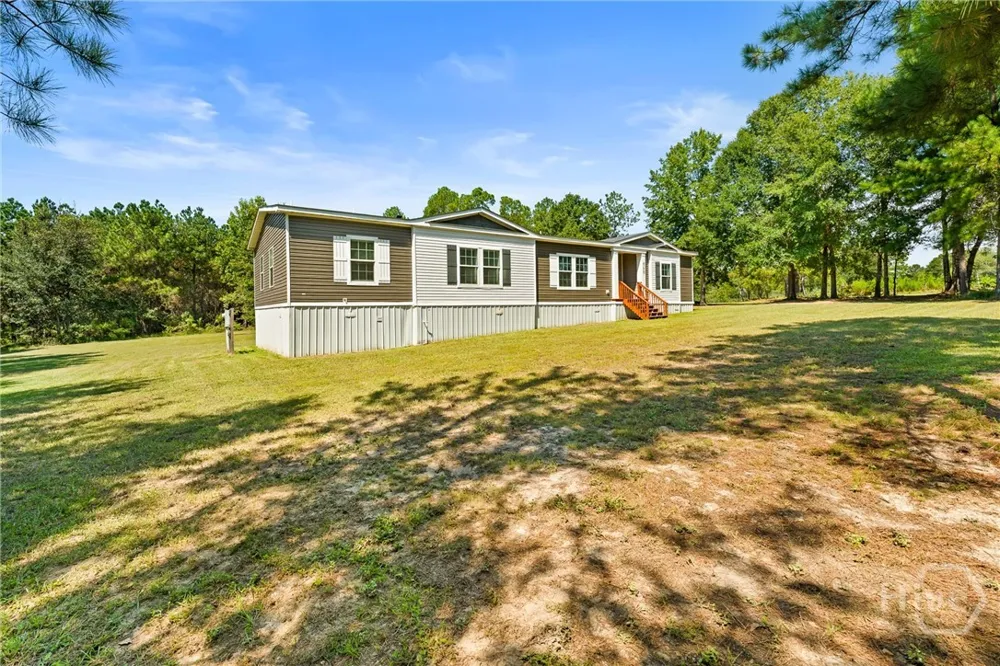 4179 Nevils Groveland Road Pembroke, GA 31321