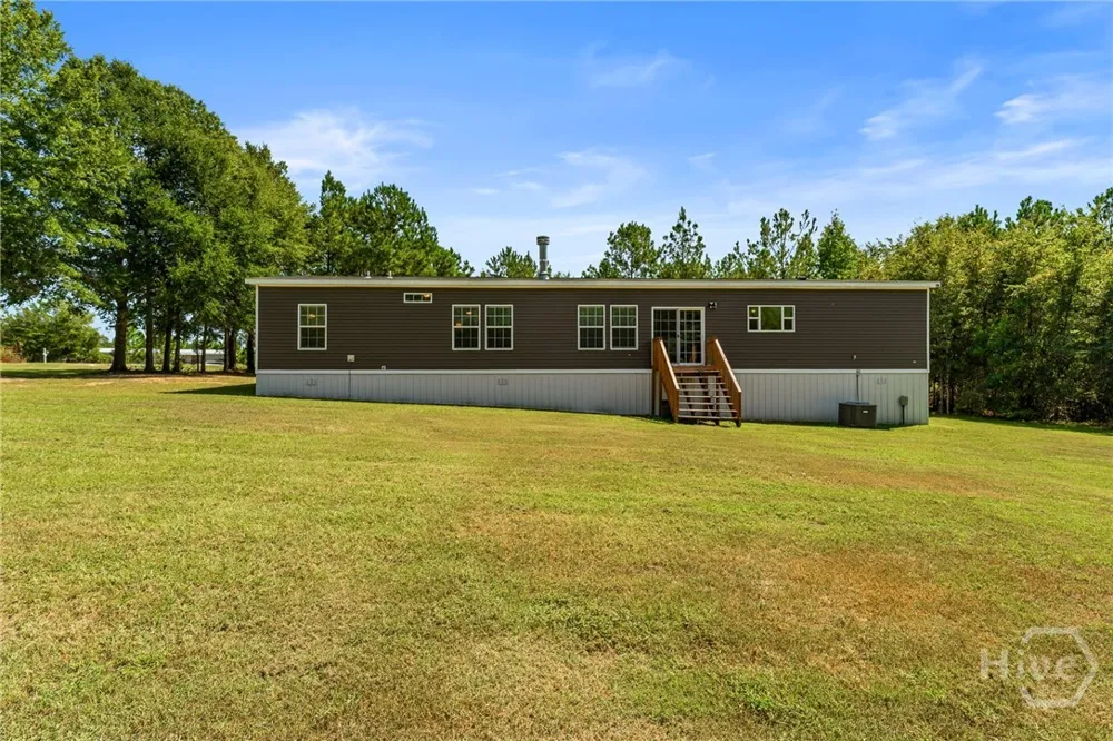 4179 Nevils Groveland Road Pembroke, GA 31321