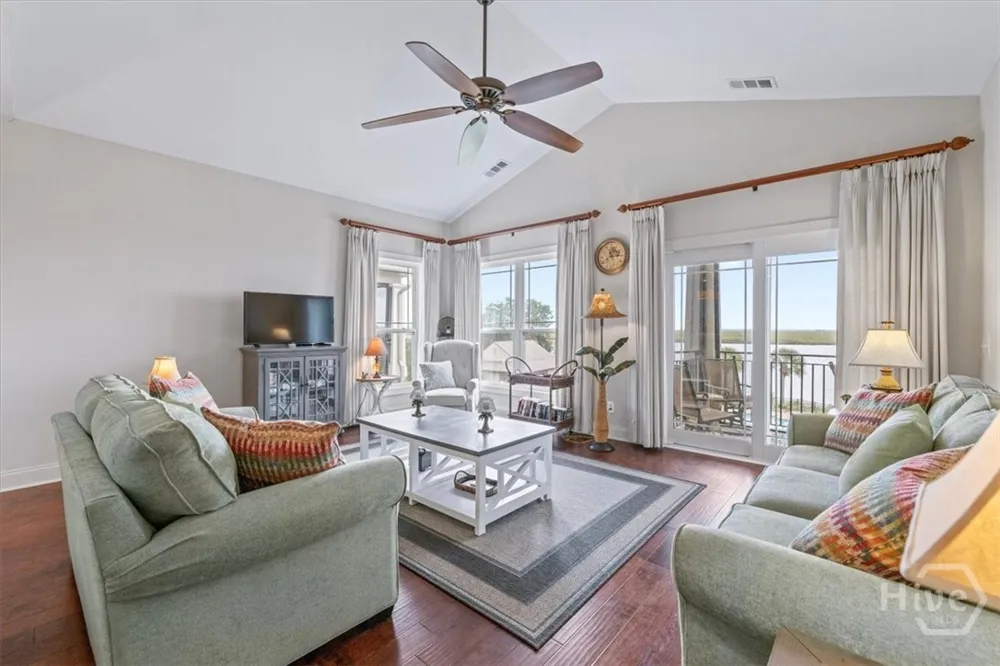 2808 River Oaks Drive Richmond Hill, GA 31324