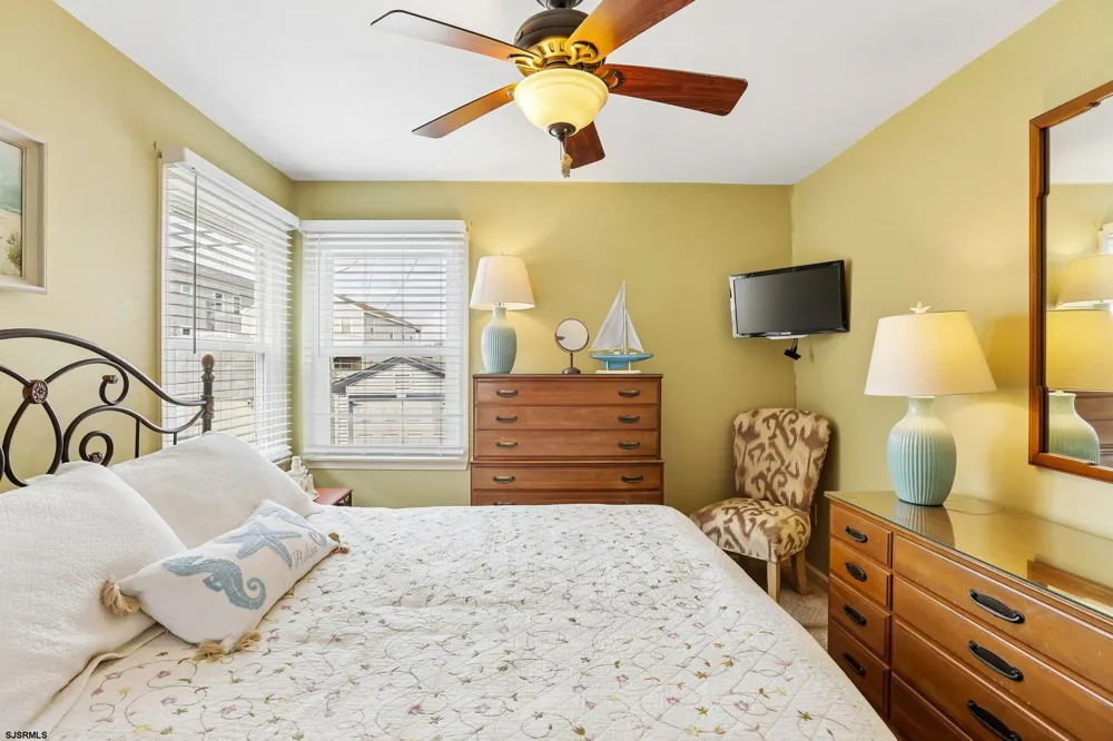 1836 West Ave Ocean City, NJ 08226