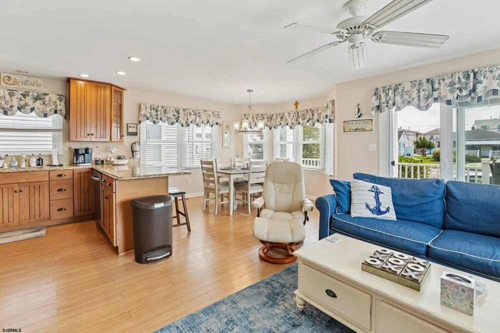 1836 West Ave Ocean City, NJ 08226