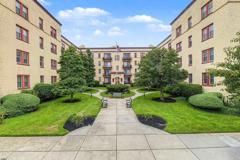 300 Ocean Ave Ocean City, NJ 08226