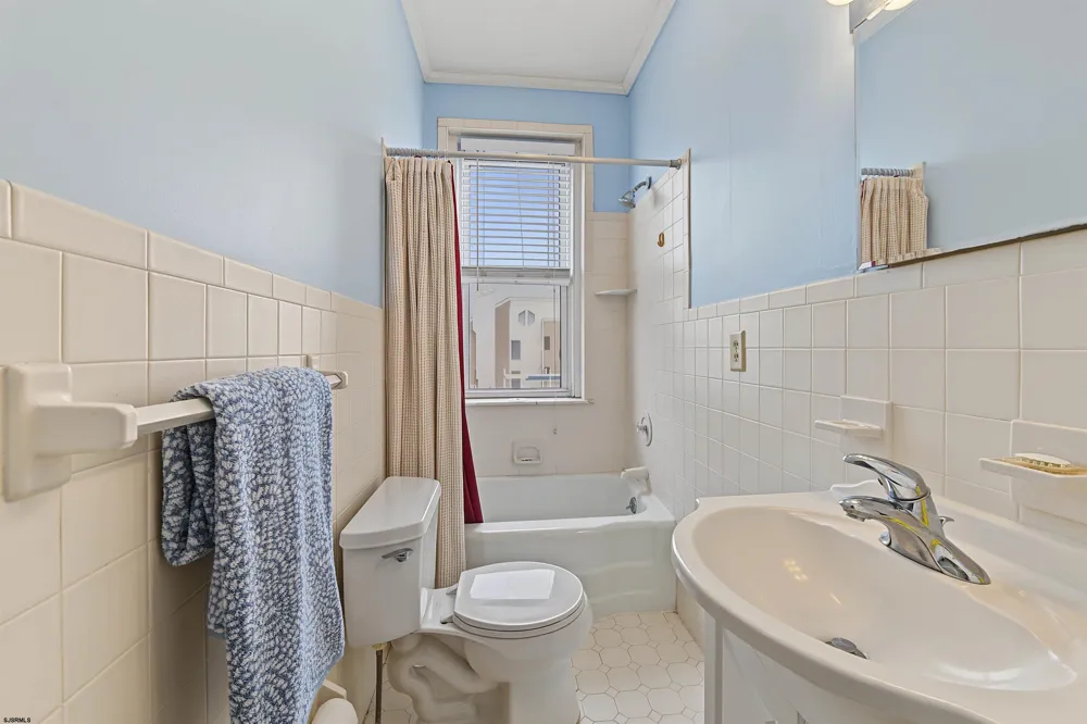 300 Ocean Ave Ocean City, NJ 08226