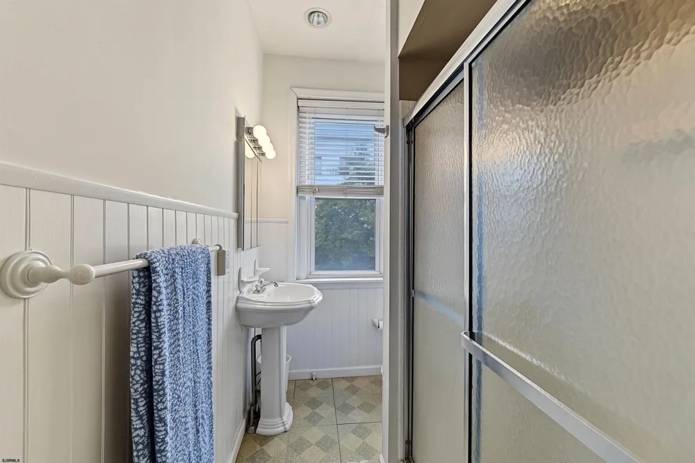 300 Ocean Ave Ocean City, NJ 08226