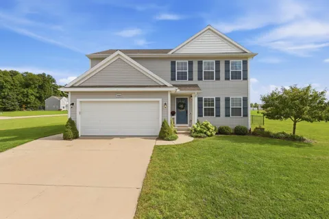4400 Little Creek Court NE