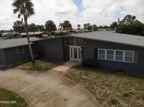 3001 Oleander Avenue