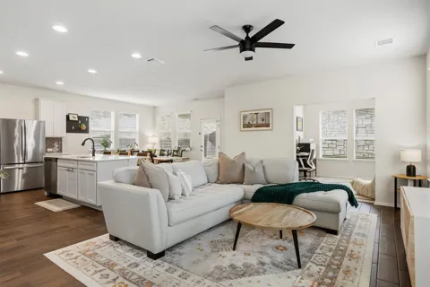 11421 Lago De Garda Drive