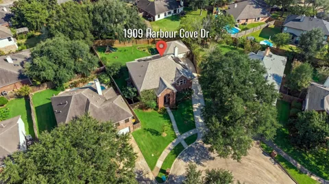 1909 Harbour Cove Drive