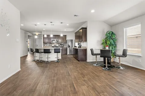 1711 Martin Spring Lane