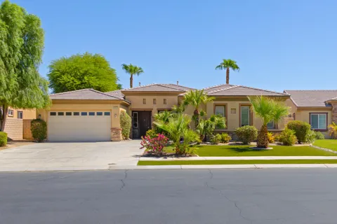 43502 Sentiero Drive