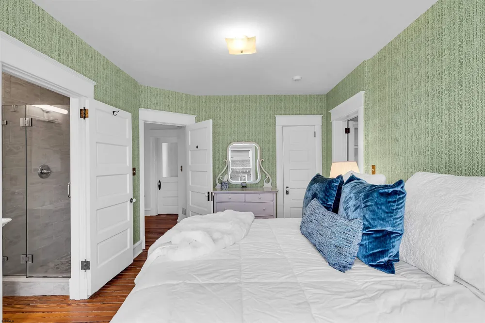 154 E Atlantic Blvd Ocean City, NJ 08226