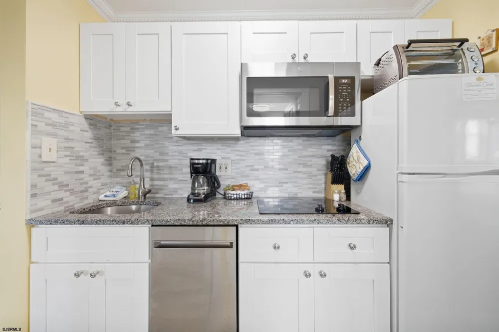 719 E 11th Street Ocean City, NJ 08226