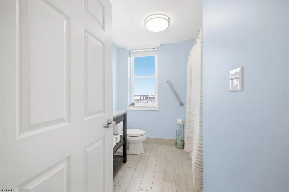 719 E 11th Street Ocean City, NJ 08226