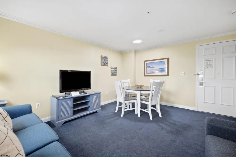 719 E 11th Street Ocean City, NJ 08226