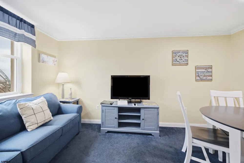 719 E 11th Street Ocean City, NJ 08226