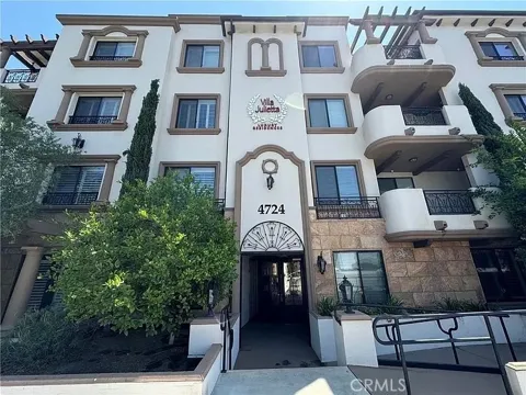 4724 Kester Ave #308