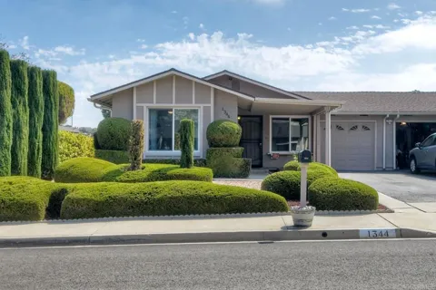 1344 Panorama Ridge