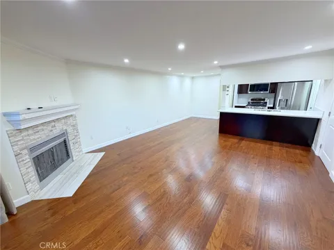 6665 Franklin Avenue #6