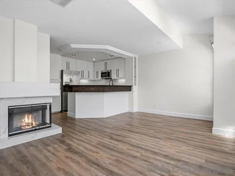 12630 CARMEL COUNTRY RD #112