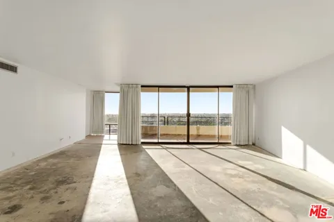 4265 Marina City Drive #701