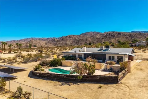 70130 Cottonwood Drive