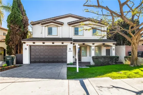 2402 Ives Lane