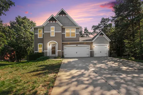 809 Ashlee Drive